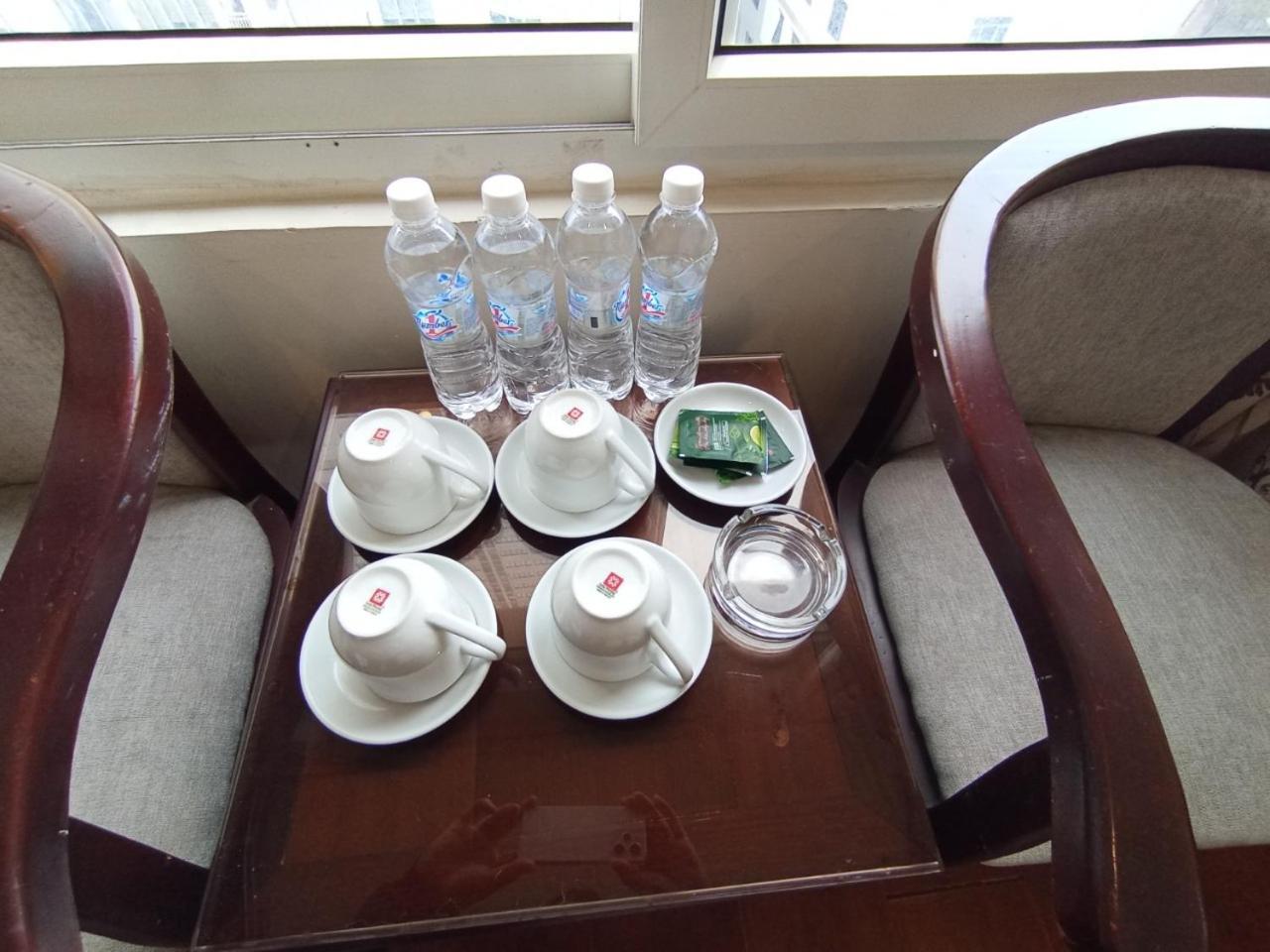 Khach San Huu Nghi Hotel Vinh Exterior foto